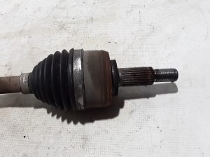RENAULT Zoe (2012–2026) Front drive shaft and its parts 391017079R - 2