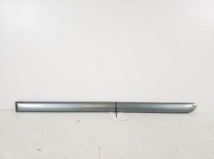 Aizmugurējo sānu durvju līste - 75742-05101