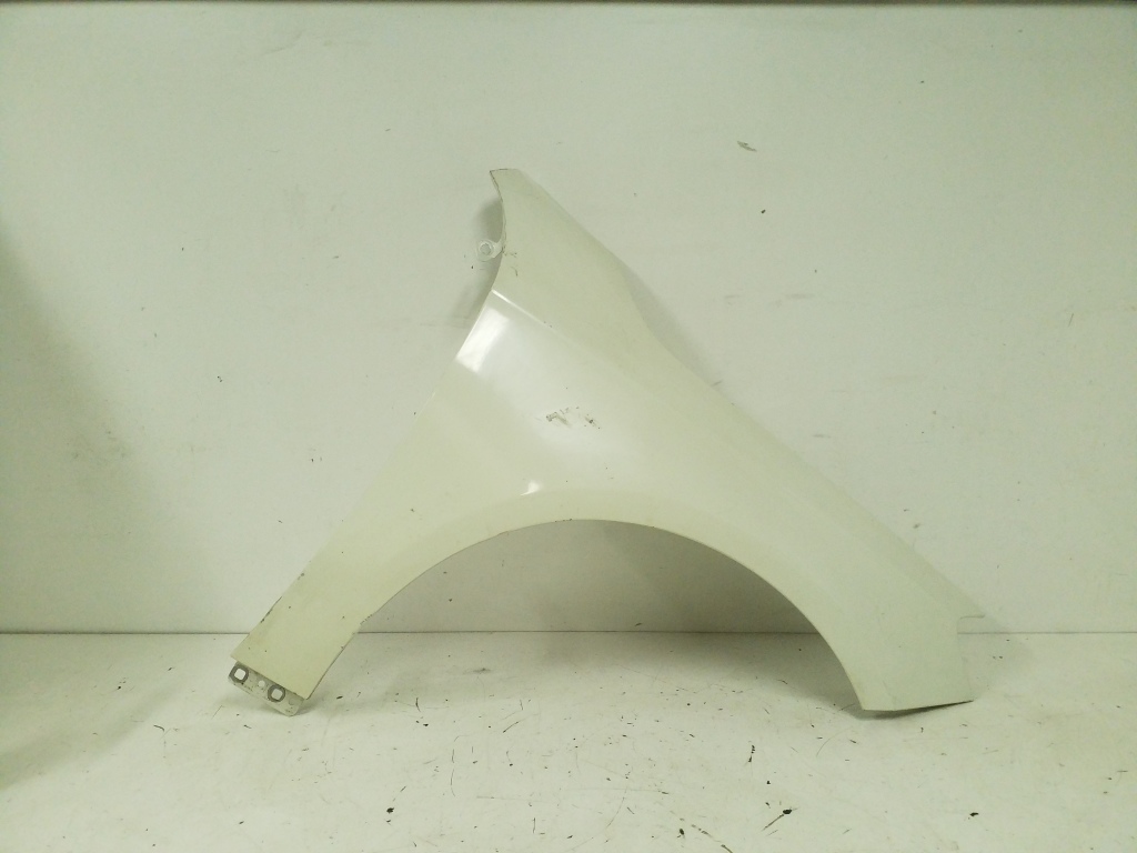 MERCEDES-BENZ C-Class W204/S204/C204 (2004-2015) Front Right Fender 1768810201 24967842