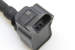 AUDI A4 B9 (2015–2026) Ignition coil 06H905110L - 2