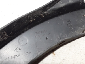 RENAULT Master II (1998–2010) Beplankung Zierleiste Kotflügel 8200197107 - 2