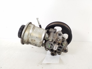  Power steering pump 