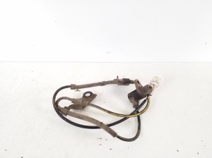 TOYOTA Avensis T25 (2003–2008) ABS-Sensor vorne 89542-02040 - 2