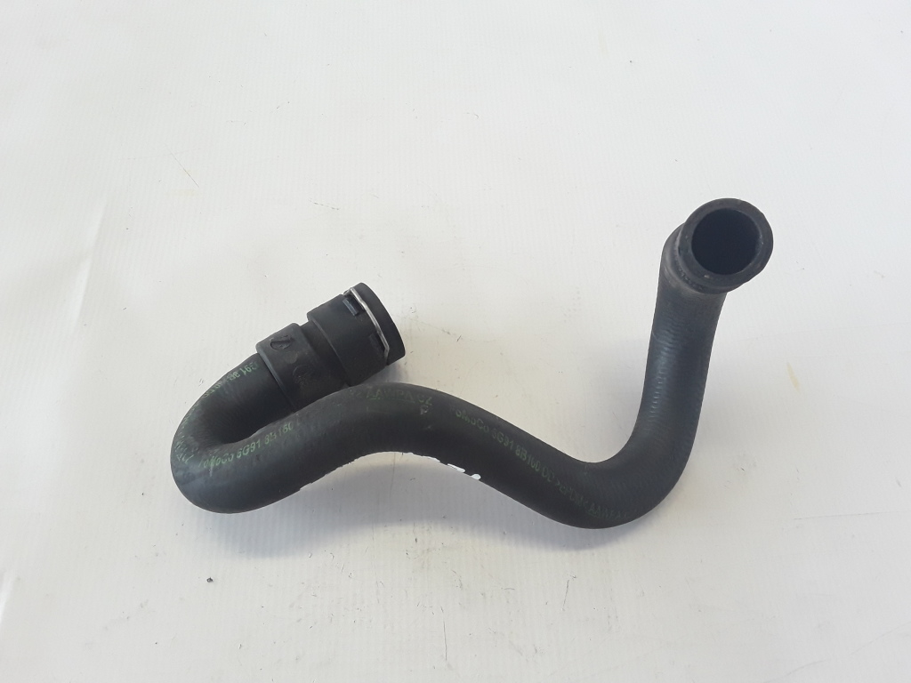 VOLVO XC60 1 generation (2008-2017) Right Side Water Radiator Hose 6G918B160DD 21072751