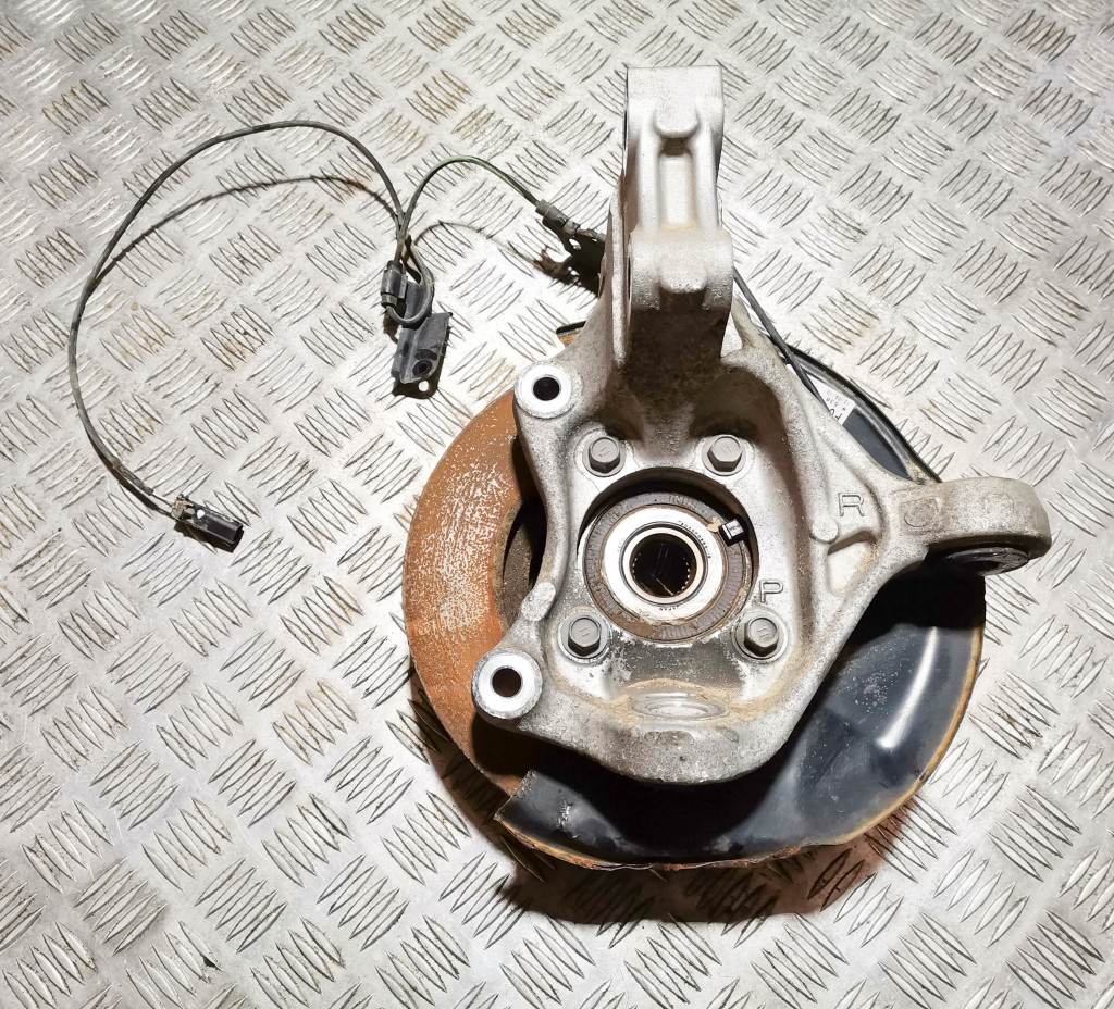 LEXUS CT 200h ZWA10 (2010–2017) Front wheel hub and its parts LEXUS CT 200h ZWA10 (2010–2017) Front wheel hub and its parts