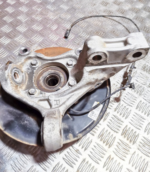 LEXUS CT 200h ZWA10 (2010–2017) Front wheel hub and its parts - 4