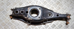 Rear control arm