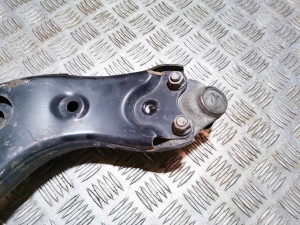 LEXUS CT 200h ZWA10 (2010–2017) Front control arm W0907228 - 5
