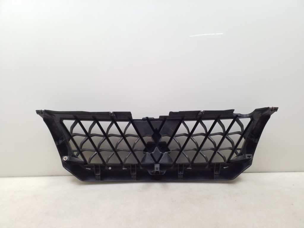 MITSUBISHI Pajero Sport 1 generation (1996-2008) Front Upper Grill 24968617