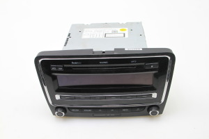 Radio / CD-Player / DVD-Player / Navigation - 3T0035161K