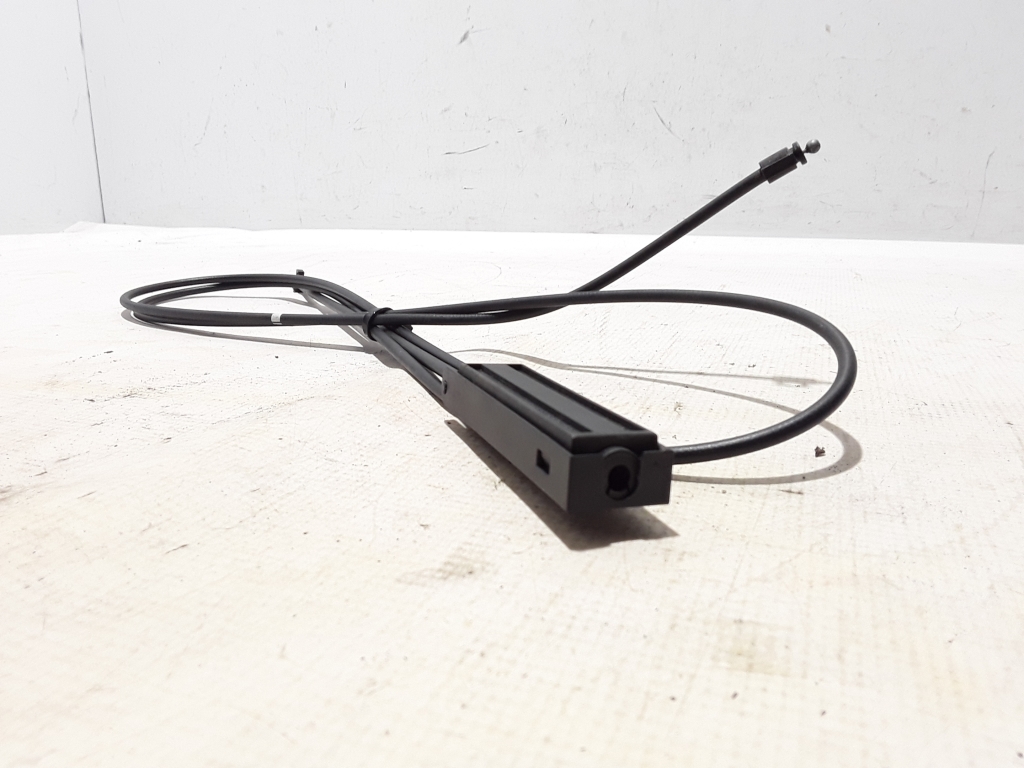 Used VOLVO XC90 Hood opening cable 31352884