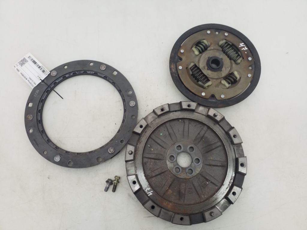 TOYOTA Prius 2 generation (XW20) (2003-2011) Clutch Kit 20971090