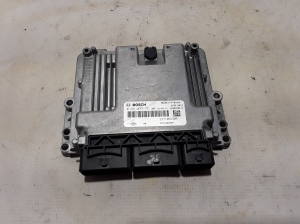   Engine computer 