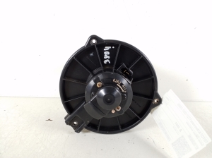 TOYOTA Avensis T22 (1997–2003) Salongi puhuri mootor 8710305040 - 3