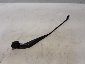  Windshield wiper blade 