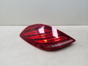 Mercedes Benz S-Class 222 (2013–2020) Eckleuchte hinten A2229065401