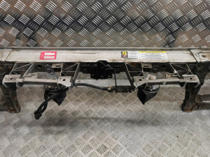 Chrysler 300C (2004–2011) Radiator support and its parts - 3