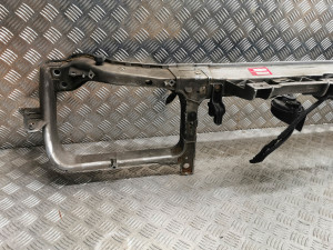 Chrysler 300C (2004–2011) Radiator support and its parts - 4