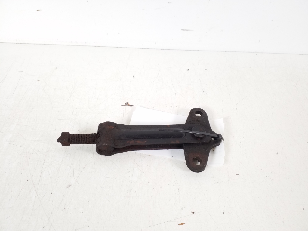 Mercedes Benz SL-Class 107 (1971–1989) Handbremsseilhalter A1074200489 Mercedes Benz SL-Class 107 (1971–1989) Handbremsseilhalter A1074200489
