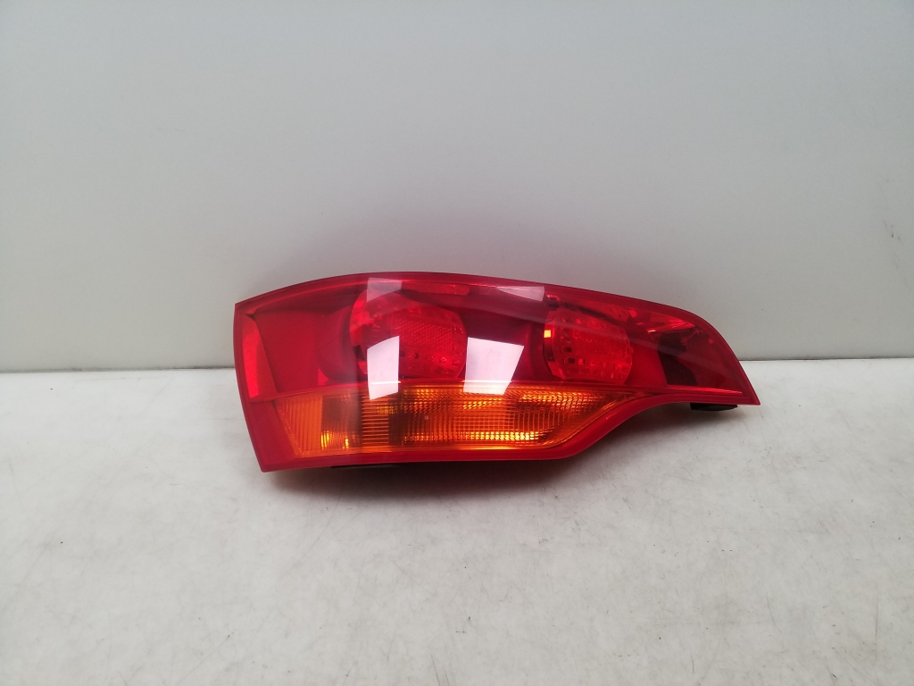 AUDI Q7 4L (2005-2015) Rear Left Taillight 4L0945093 24968257