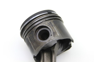 BMW 3 SERIES E90 (2004–2013) Kolb ja selle osad 0840C - 2