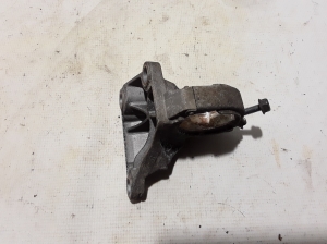   Front axle suspension bearing 