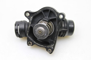 BMW 5 SERIES E60 (2003–2010) Termostaat ja selle komponendid 2248038 - 3