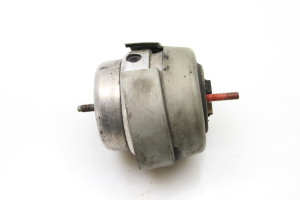 AUDI A4 B6 (2000–2005) Motorlager 8E0199382AH - 3