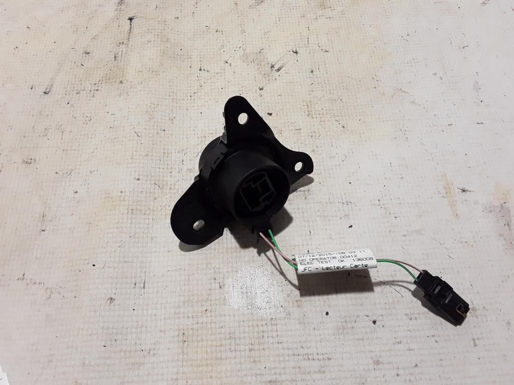 RENAULT Espace 5 generation (2015-2023) Ignition Button 285905306R 21047919