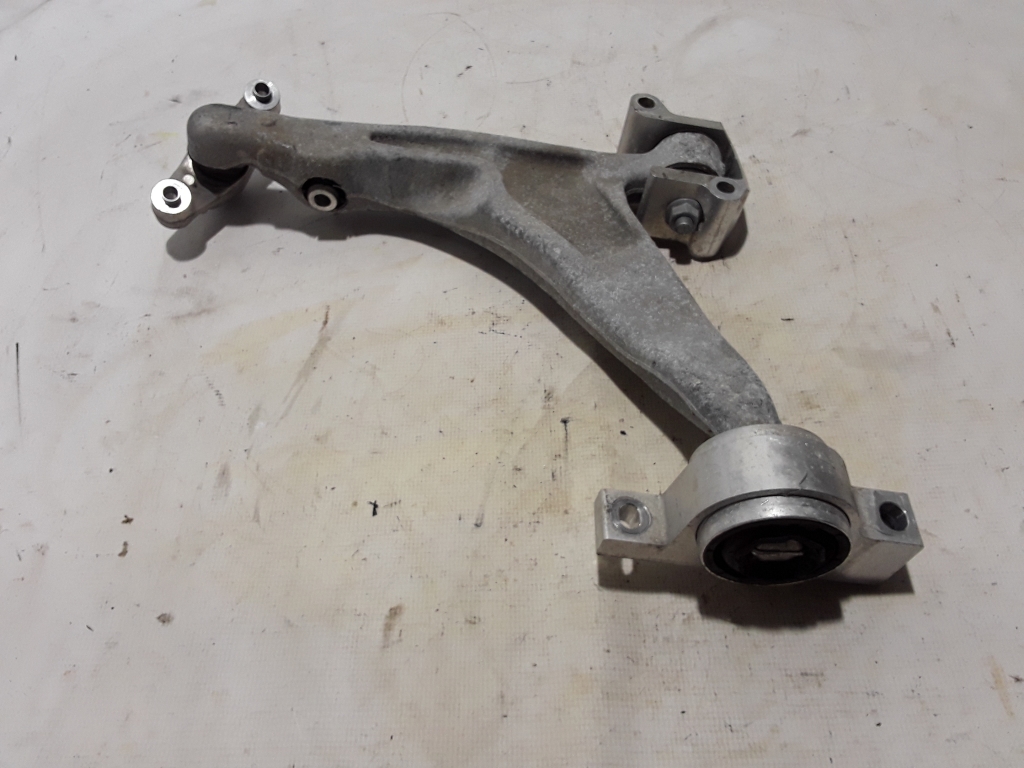 Used VOLVO XC90 Front lever 32381882