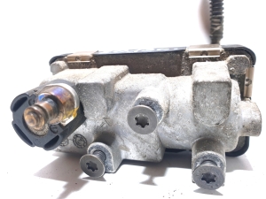 Ford Ranger (2011–2015) Servomoteur électrique de turbocompresseur 6NW 009 550 - 2