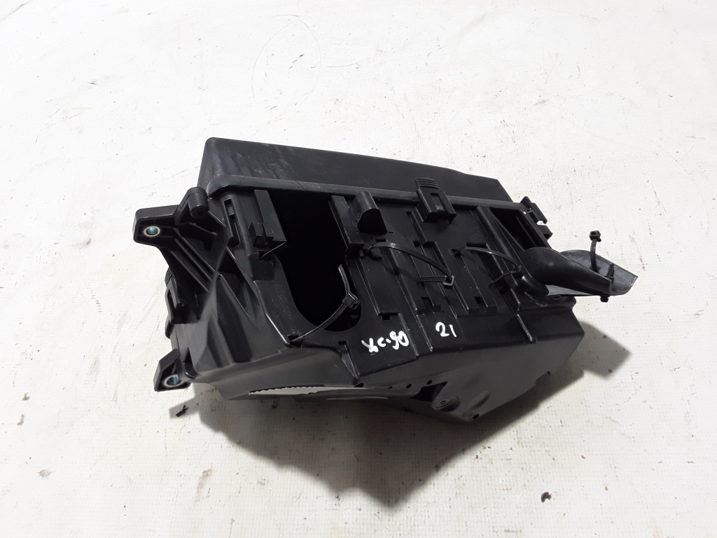 VOLVO XC90 2 generation (2014-2024) Support de boîte à fusibles 31398000 21047872