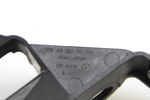 Volkswagen Polo V (2009–2017) Sonstiger Halter 5Q0711789 - 2