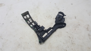  Rear bumper bracket 