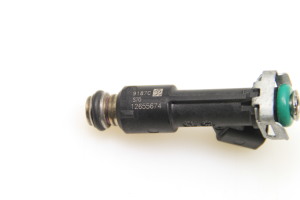  Fuel injector 