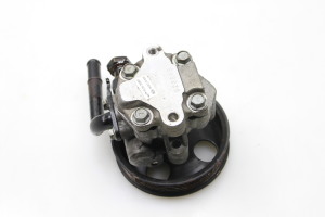 Kia Carens (1999–2006) Servopumpe 0K2KC32600 - 2