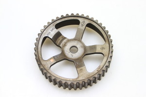 Pulley on camshaft - 261845