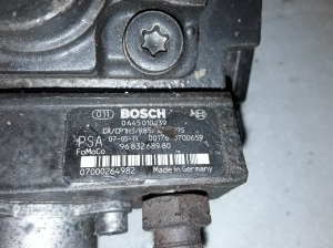 Fuel pump 