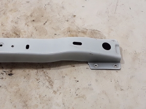  Front bumper beam 