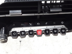 Peugeot 208 (2019–2026) Heater control panel 9823457080 - 3
