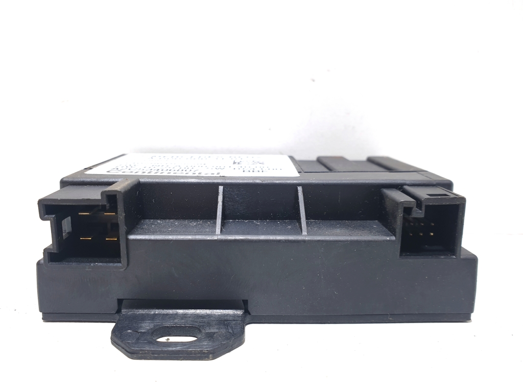 Used Mercedes Benz EClass Fuel pump control module A 000 900 31 01