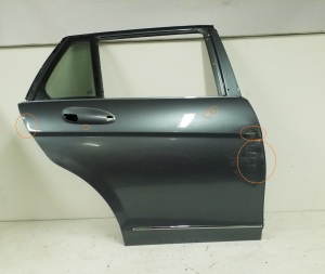 Mercedes Benz C-Class 204 (2007–2014) Rear side doors and their parts A2047320410 - 3