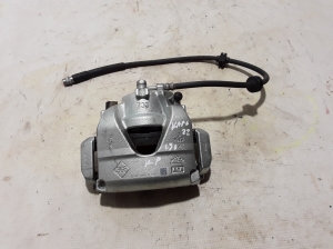 Front brake caliper - 410118275R