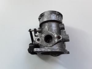  EGR valve 