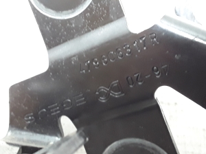 RENAULT Kangoo III (2021–2026) Muu kinnitus 479606317R - 2