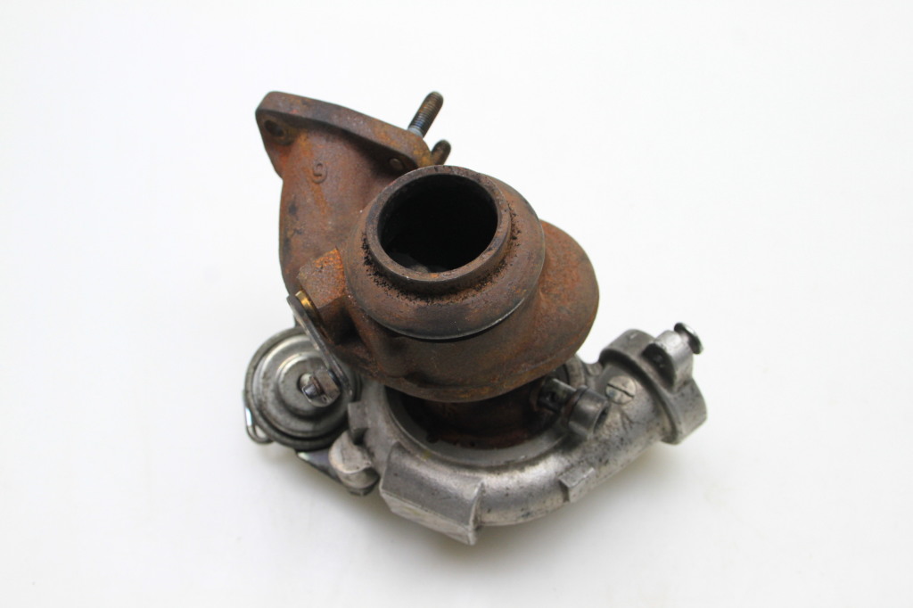 FORD Focus 2 generation (2004-2011) Turbófeltöltő TD025S206T4 25094989