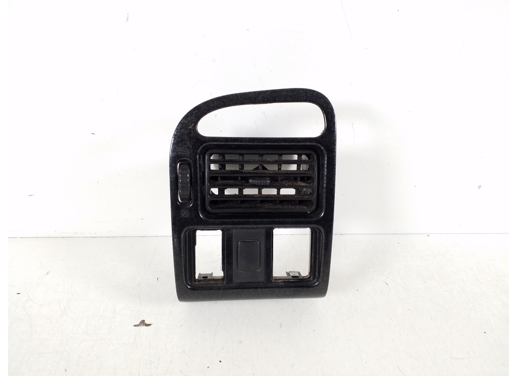 TOYOTA Avensis T22 (1997–2003) Dashboard air vent grilles 55650-05030 TOYOTA Avensis T22 (1997–2003) Dashboard air vent grilles 55650-05030