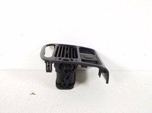TOYOTA Avensis T22 (1997–2003) Dashboard air vent grilles 55650-05030 - 2