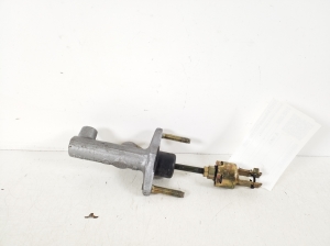 TOYOTA Avensis T22 (1997–2003) Siduri peasilinder 31420-20050 - 2