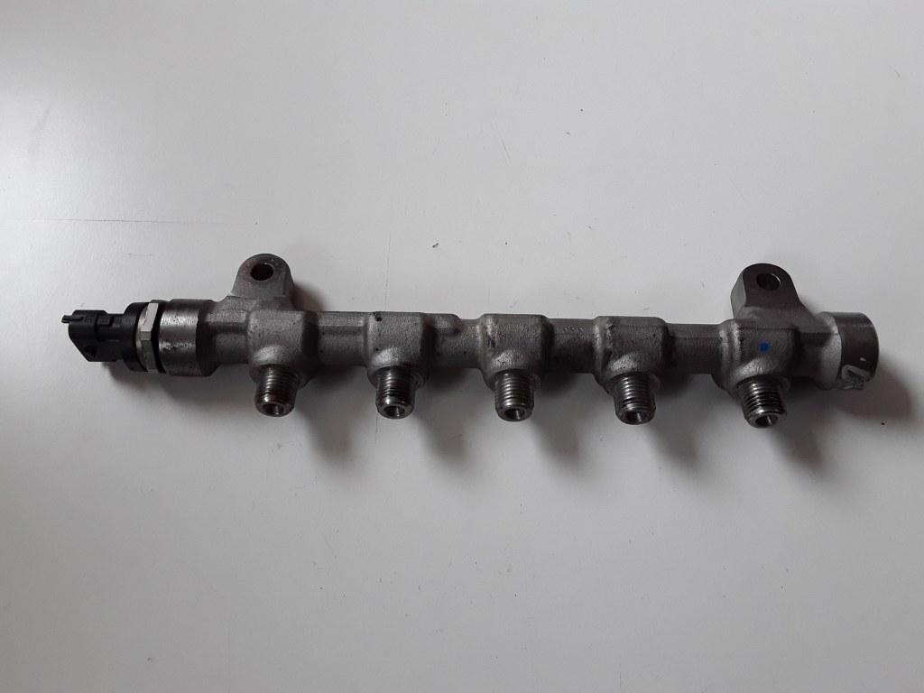 HYUNDAI i40 VF (1 generation) (2011-2020) Топливная рейка 0445214181,314002A420 27594530